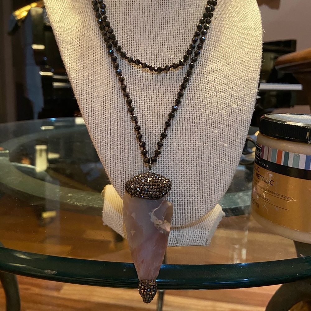 BLACK DIAMOND AND QUARTZ NECKLACE